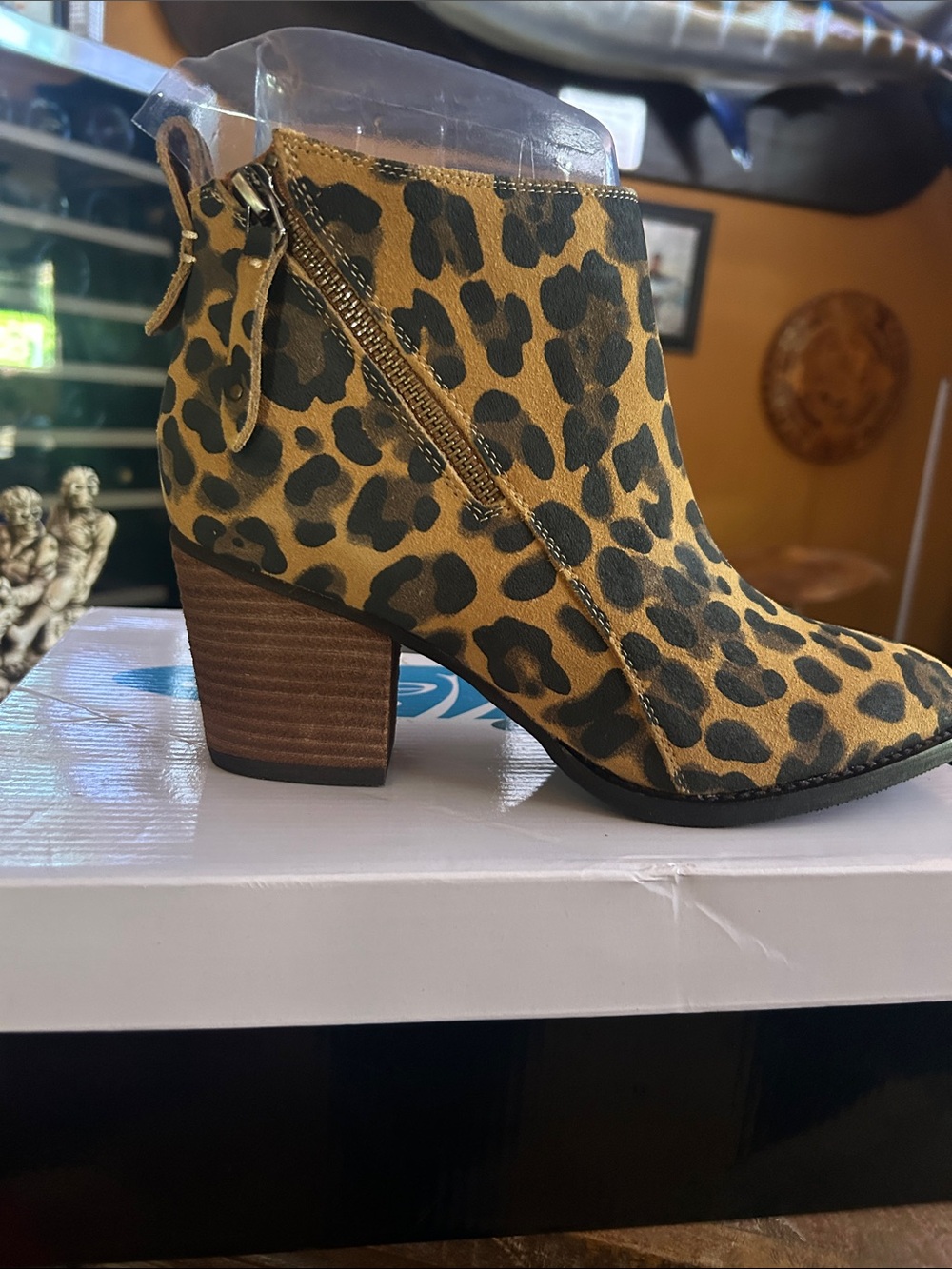 Leopard Print Ankle Bootie with Side Zip - Tan/Black
